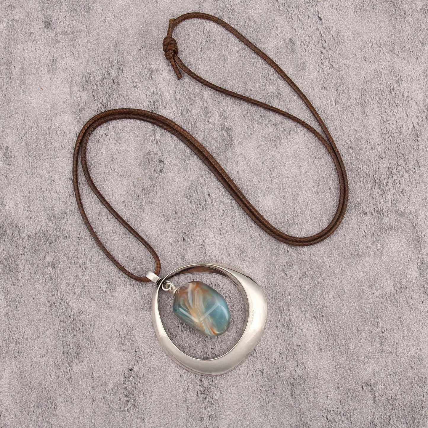joymiao Bohemian Necklace Women Chunky Long Vintage Necklace Boho Hippie Choker Style Necklaces with Silver Pendant Stone Casual Jewelry