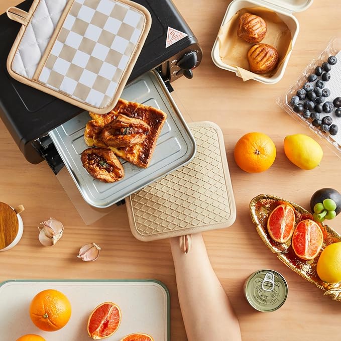 Ohocut Beige Checkered Pot Holder, Checkerboard Potholders for Kitchen, Silicone Pot Holders with Pocket for Kitchen Clearance 2 Pack Set, Hot Pads and Oven Mitts for Cooking Baking
