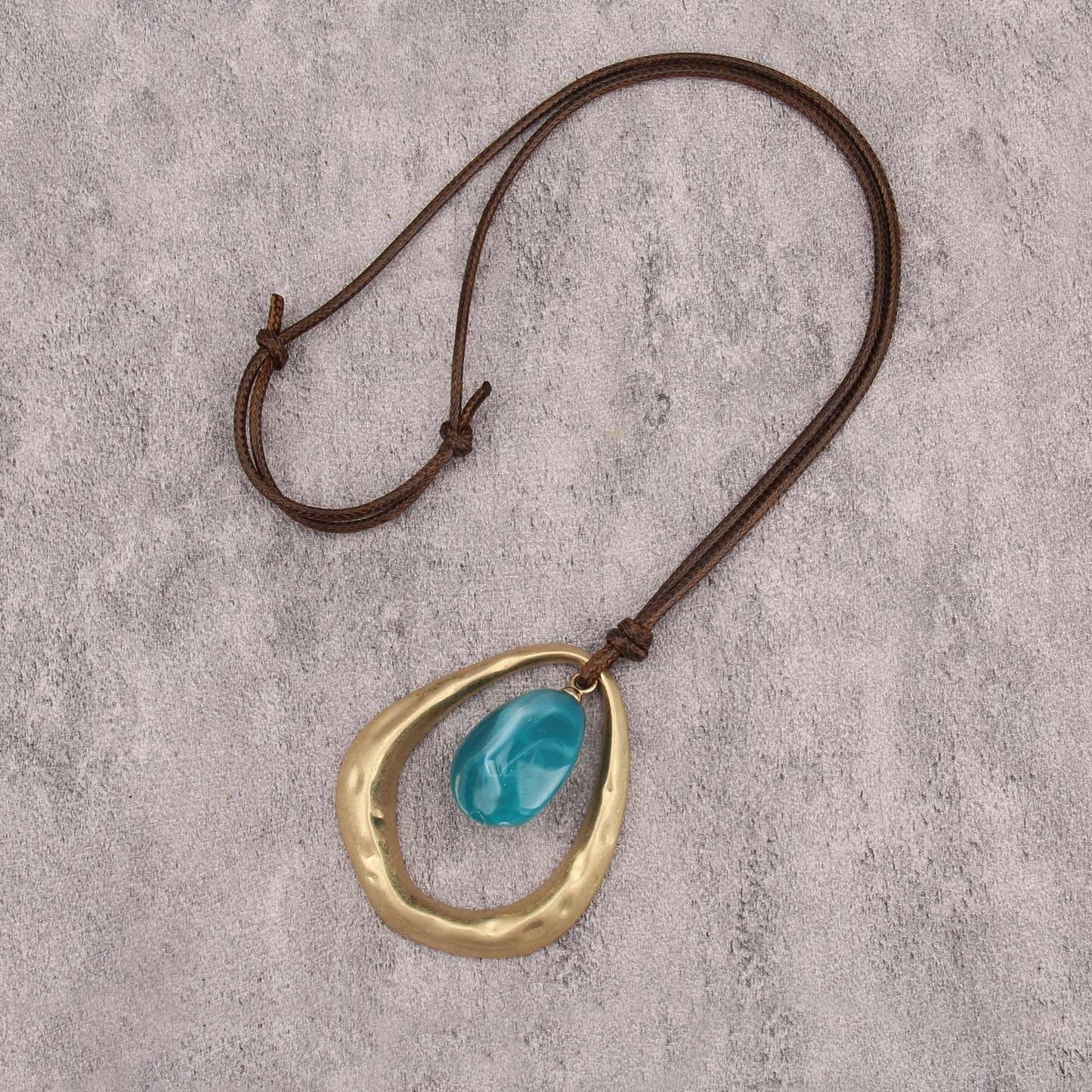 joymiao Chunky Pendant Necklace Women Boho Statement Vintage Necklace with Blue Resin Stone Gold Casual Hippie Bohemian Jewelry