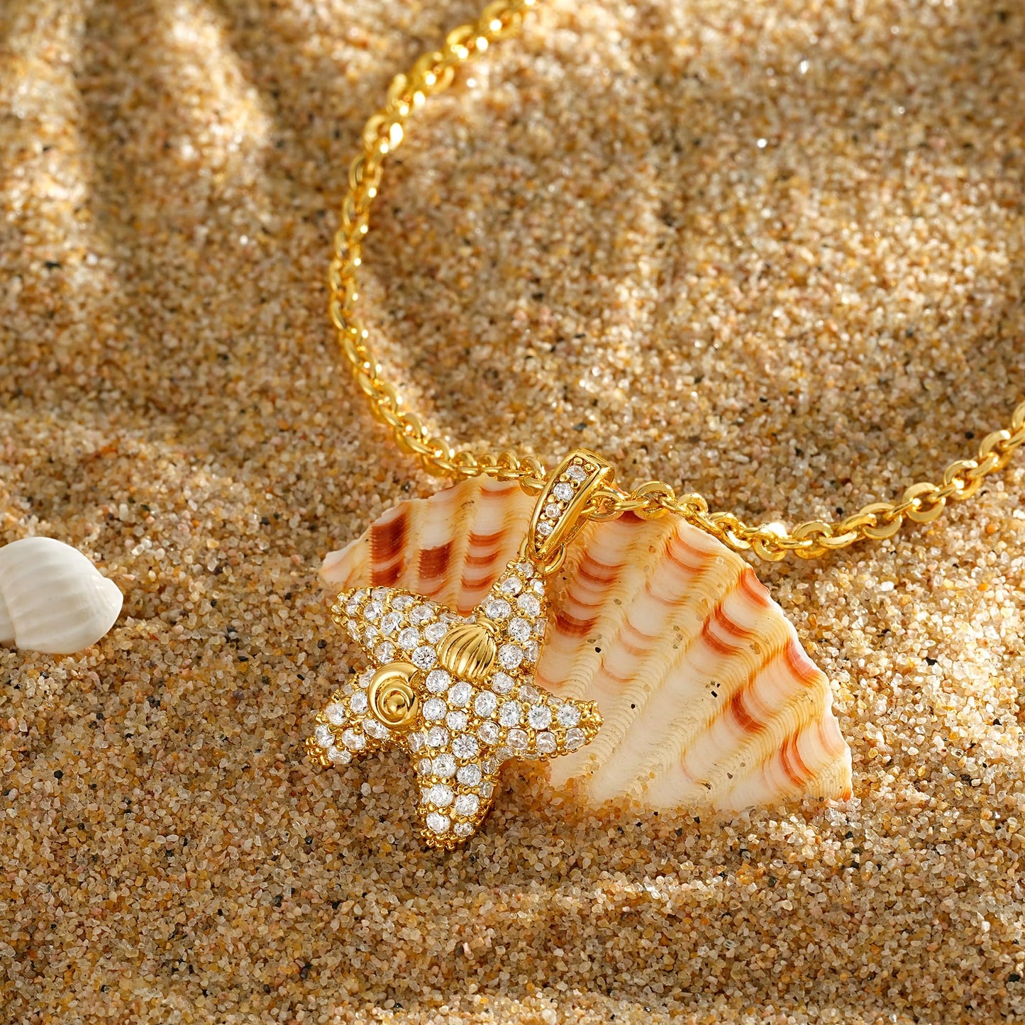 MTMY Gold Starfish Necklace 14K Gold Plated Shell Conch Ocean Pendant Necklace for Women Beach Summer Jewelry (cz wave starfish)
