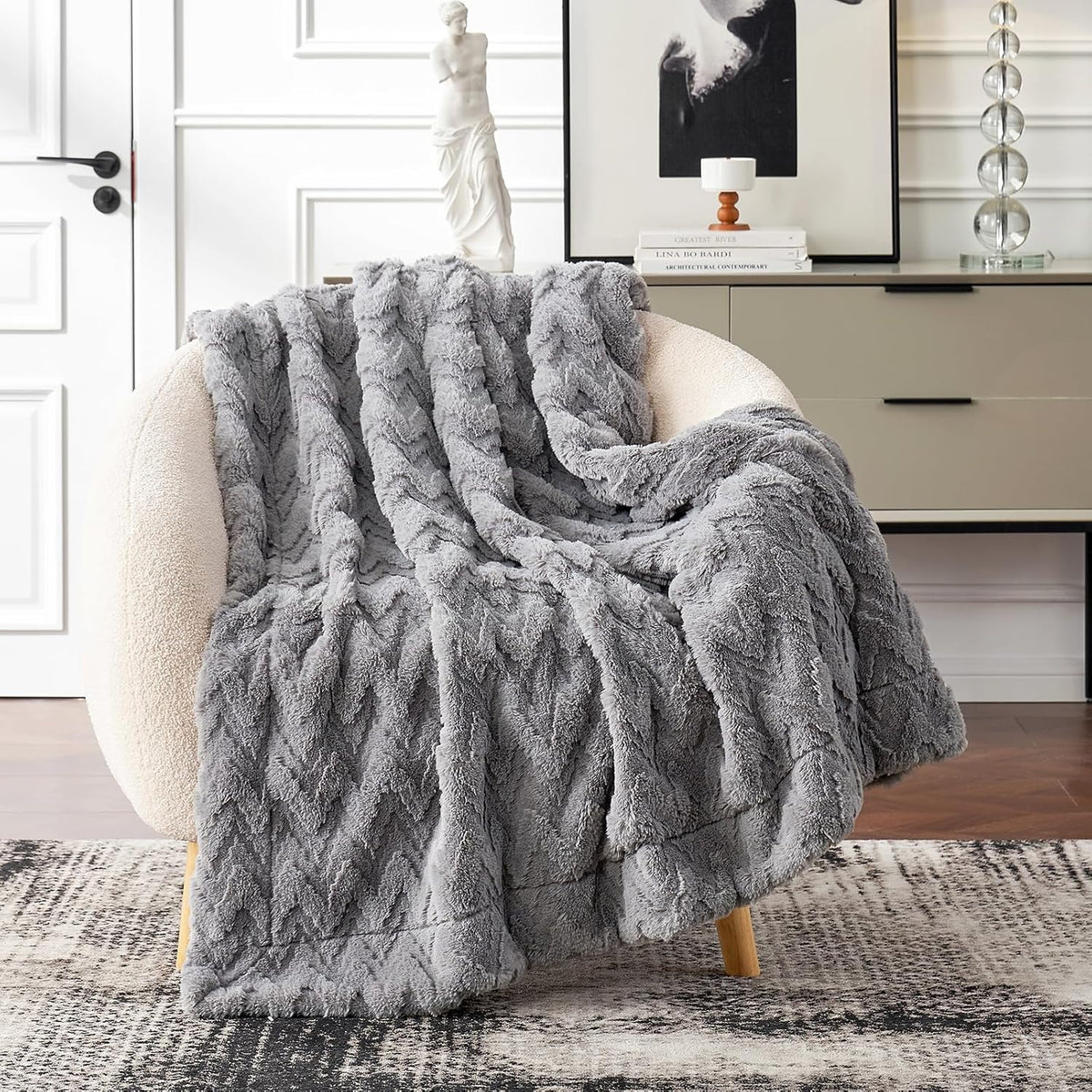 Cozy Bliss Faux Fur Throw Blanket for Couch - Soft Fuzzy Cozy Throw Gift Blankets for Women,Grey Boho Blanket for Sofa Bedroom Living Room.60 * 80 Inches