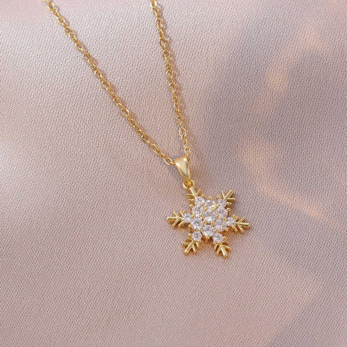 KONPJE Sunflower Fidget Necklace for Women Gold Moon Necklace Rotating Heart Necklaces Spinning Crystal Sunflower Anxiety Necklaces Crescent Moons Jewelry Accessories (Snowflake)