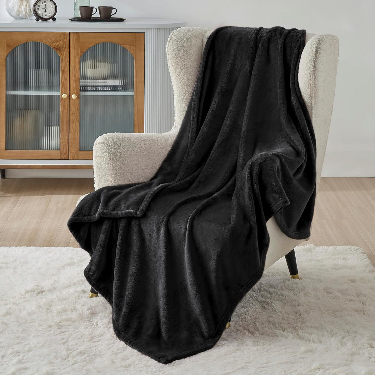 Bedsure Fleece Throw XL Blanket Black - 300GSM Soft Lightweight Plush Cozy Blankets for Bed, Sofa, Couch, Travel, Camping, 50x70 inches
