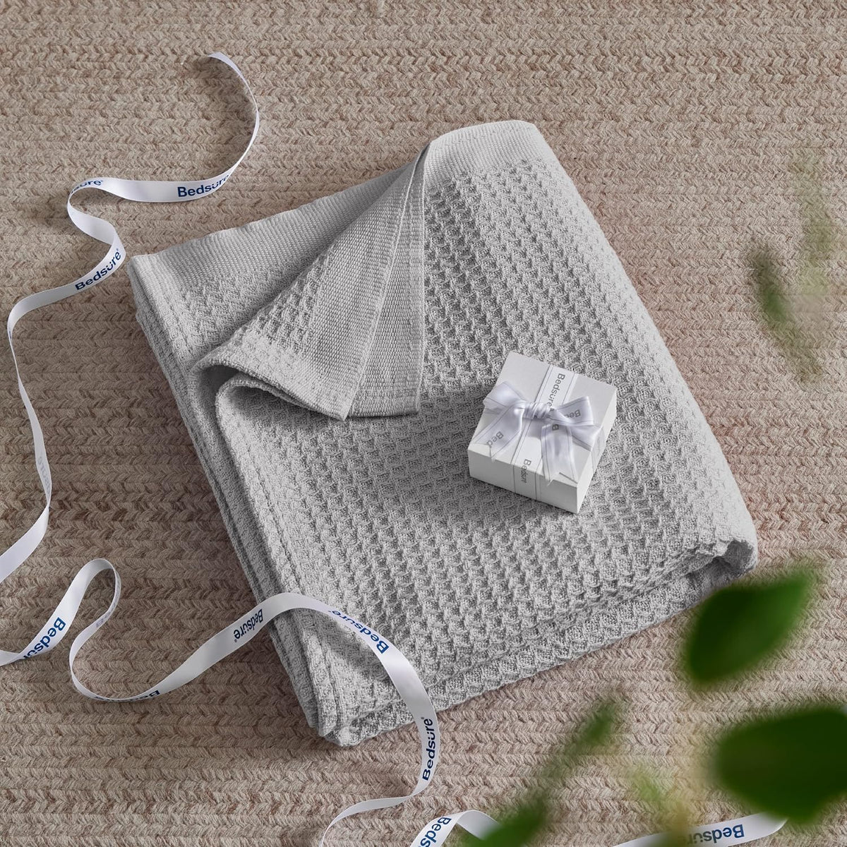 Bedsure 100% Cotton Blanket Queen Size for Bed - Breathable and Soft, Waffle Weave Blanket for Summer, Thick Cozy Fall Blankets for Women Gift, Grey, 90x90 Inches