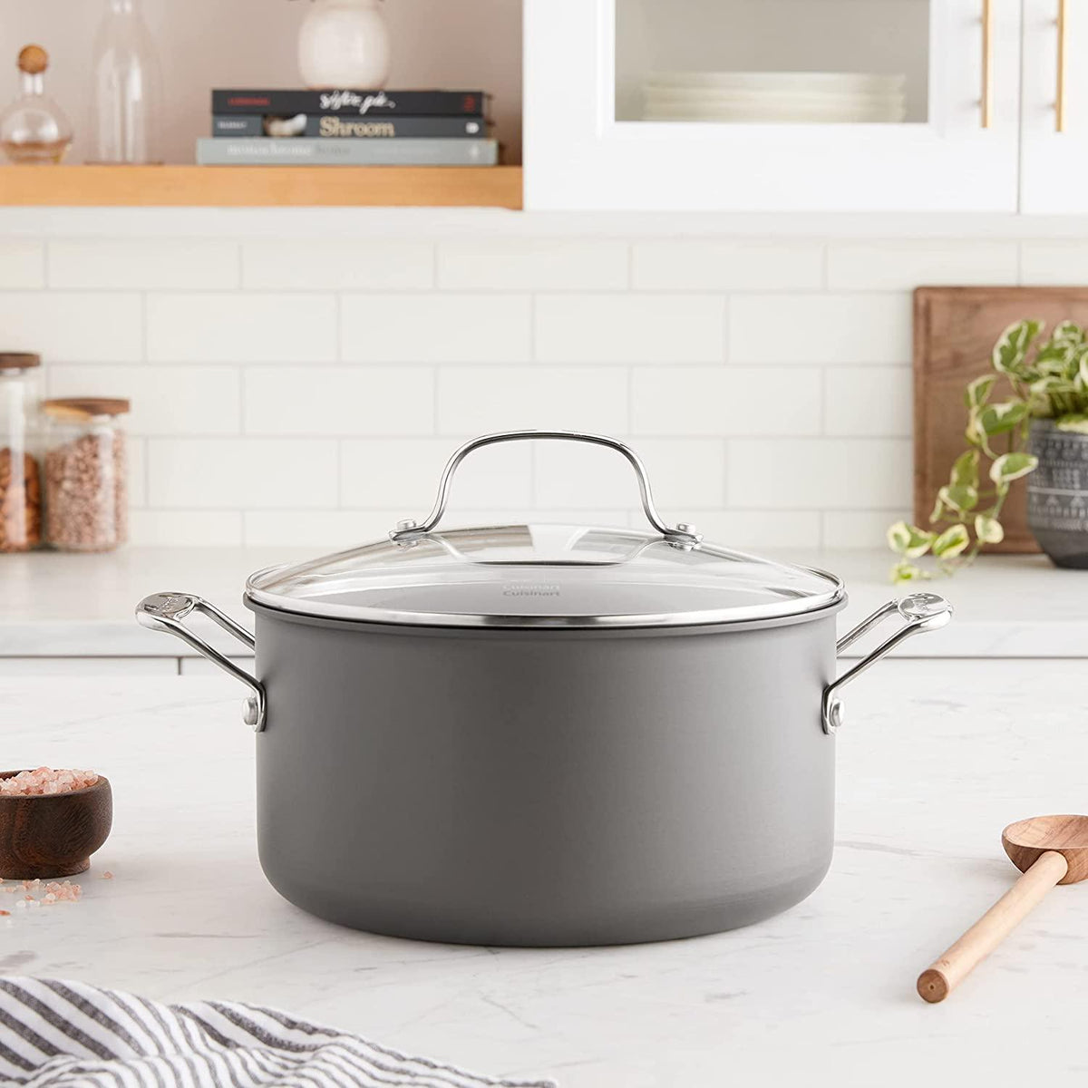 Cuisinart 644-24 Chef's Classic 6-Quart Nonstick-Hard-Anodized, Stockpot w/Cover