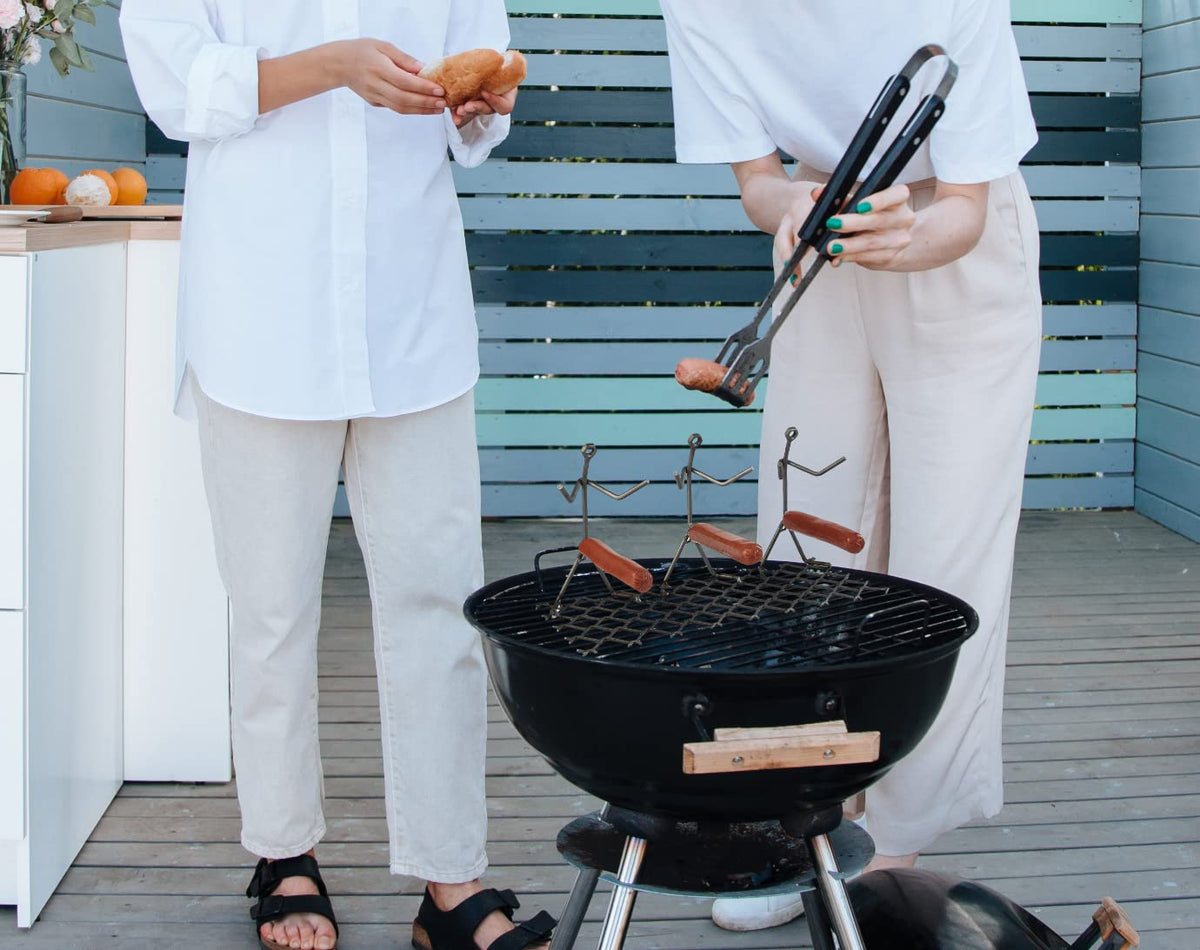 GUTE Hot Dog Roaster Stainless Steel Three Man Stick Figure Griller Funny Barbeque BBQ Grilling Gifts, Dad Gifts, Men Novelty Hotdog - Great for Parties, Birthdays, Tailgates!