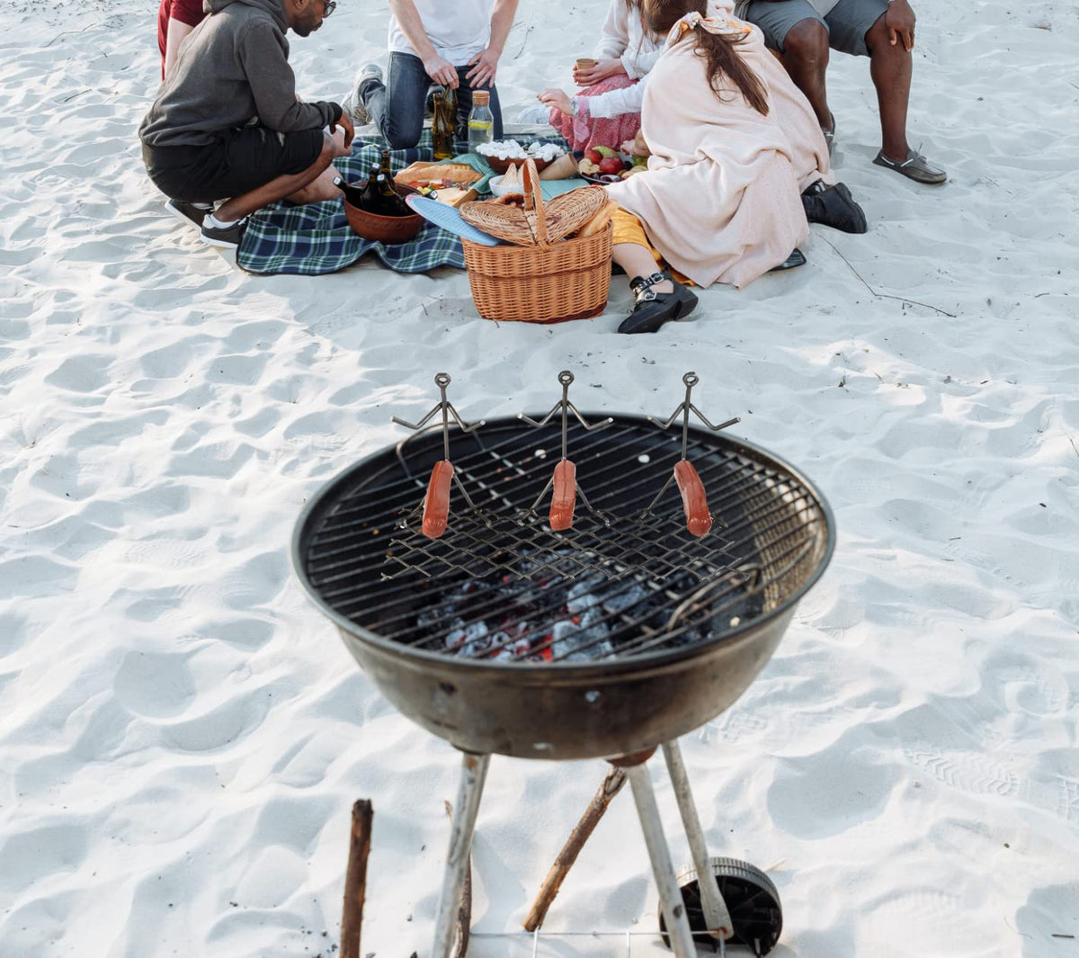 GUTE Hot Dog Roaster Stainless Steel Three Man Stick Figure Griller Funny Barbeque BBQ Grilling Gifts, Dad Gifts, Men Novelty Hotdog - Great for Parties, Birthdays, Tailgates!