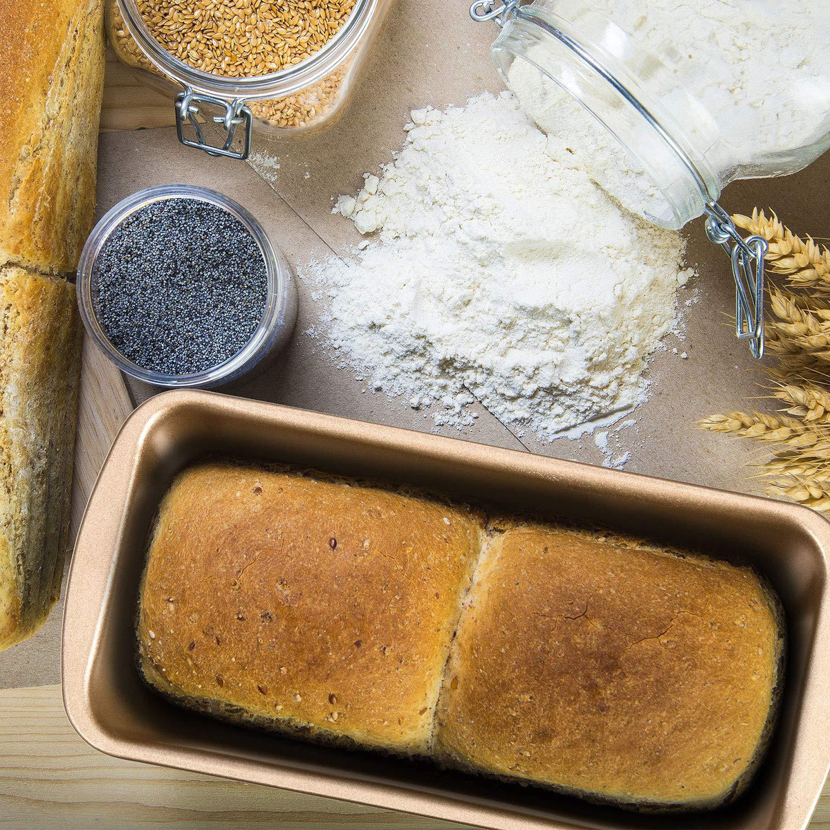 Non-Stick Loaf Pan Set, 4 Pieces Toast Baking Mold, Rectangle Baking Tray for Oven Baking (7.2 x 3.7 Inches)