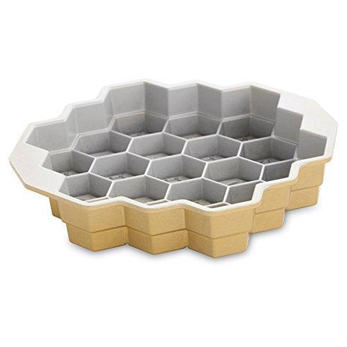 Nordic Ware Honeycomb Pull - Apart Pan, 10-Cup, Toffee