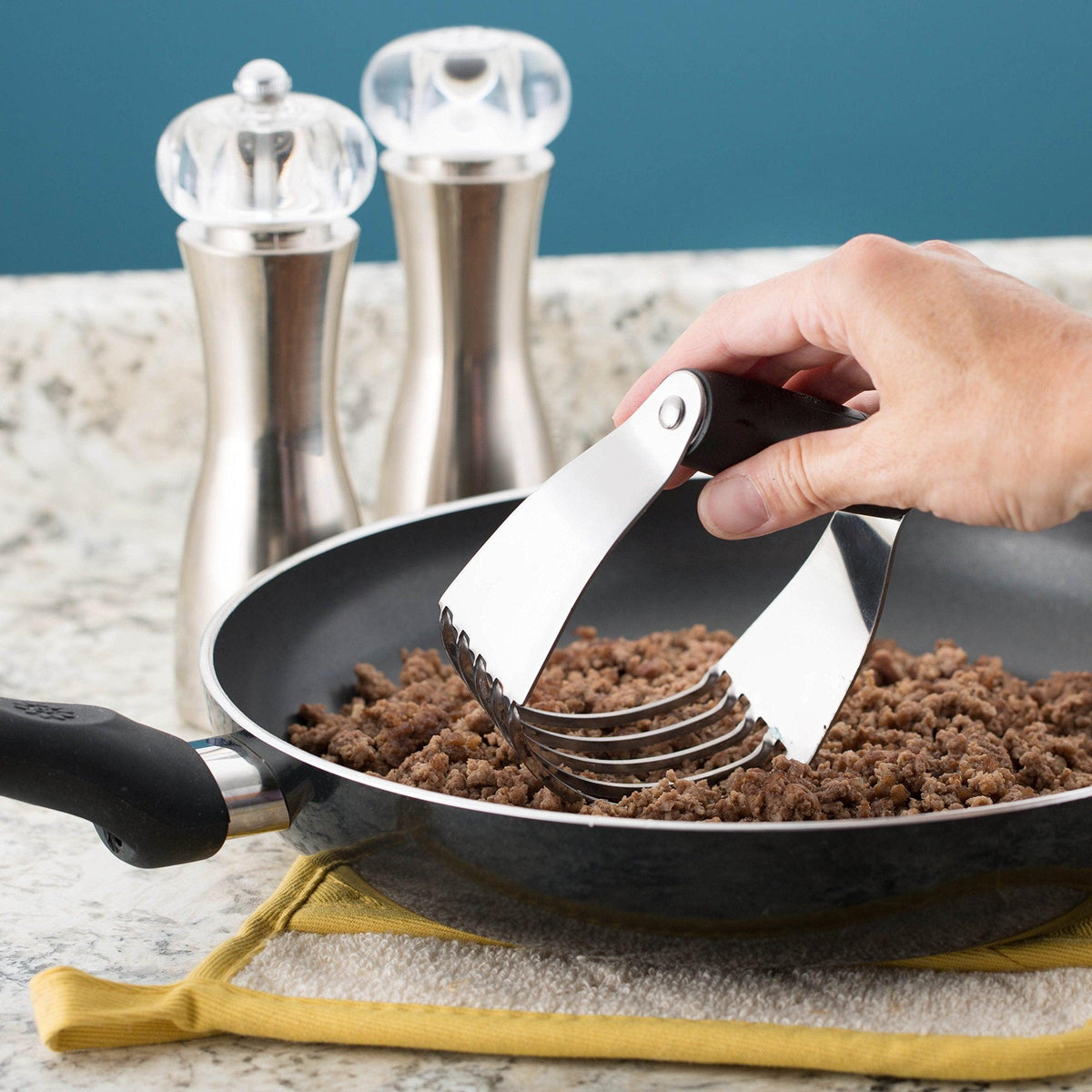 Spring Chef - Dough Blender and Pastry Cutter, Stainless Steel Nut, Pie, Pastry and Dough Cutter and Scraper, Multipurpose Baking Tools with Soft Grip Handles, Black